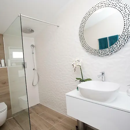 Luxury Mia Apartment