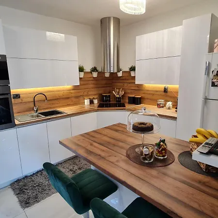 Luxury Mia Apartment