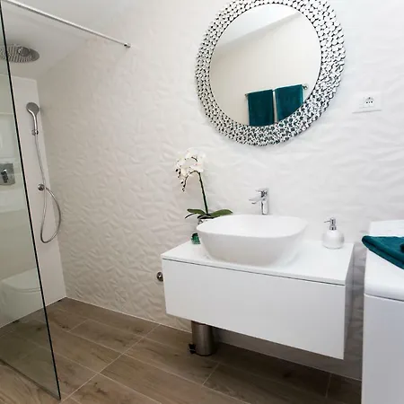 Luxury Mia Apartman Podstrana