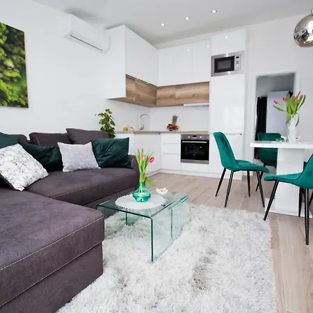 Luxury Mia Apartment